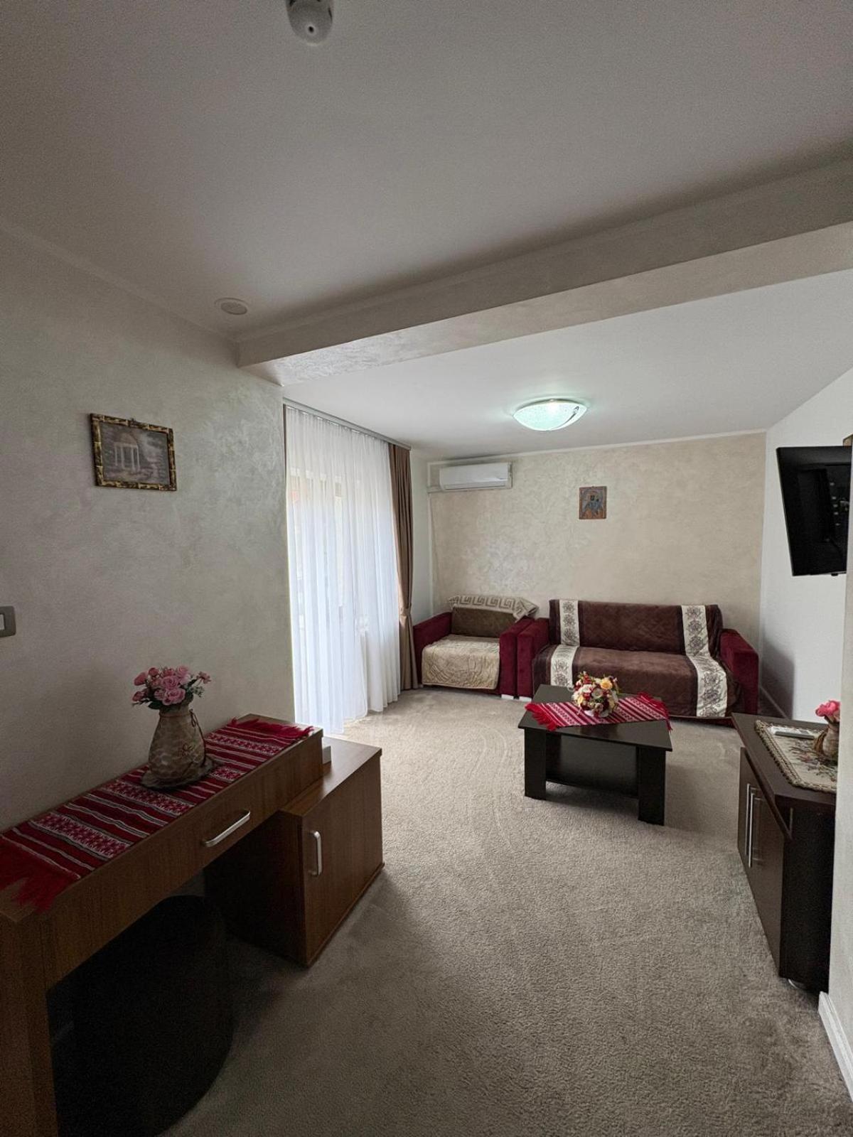 Pensiunea Andias Sucevita Exterior foto